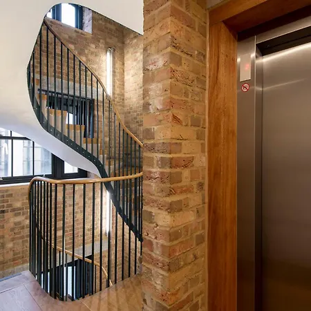 Cove Arne Street Apartment
